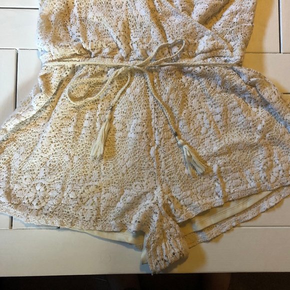 American Eagle Romper - Picture 6 of 15